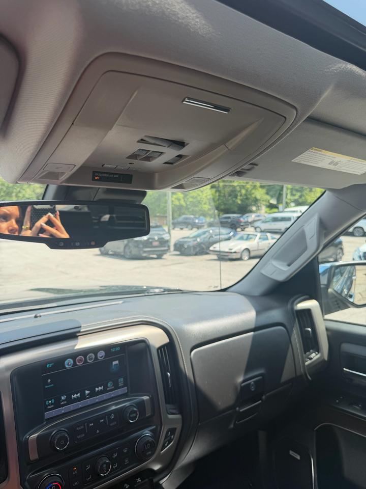 GMC Sierra 1500 4WD Crew Cab 153.0" Denali 2017