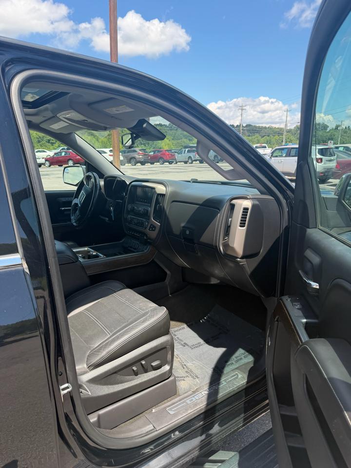 GMC Sierra 1500 4WD Crew Cab 153.0" Denali 2017
