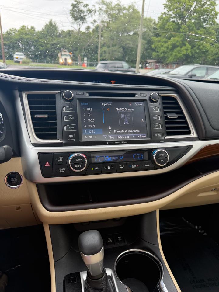 Toyota Highlander Limited V6 AWD (Natl) 2018