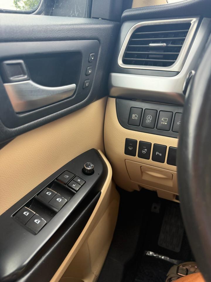 Toyota Highlander Limited V6 AWD (Natl) 2018