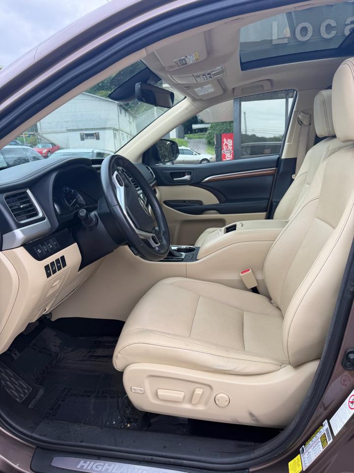 Toyota Highlander Limited V6 AWD (Natl) 2018
