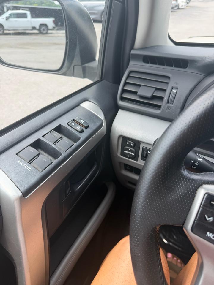 Toyota 4Runner 2WD 4dr V6 SR5 (Natl) 2013