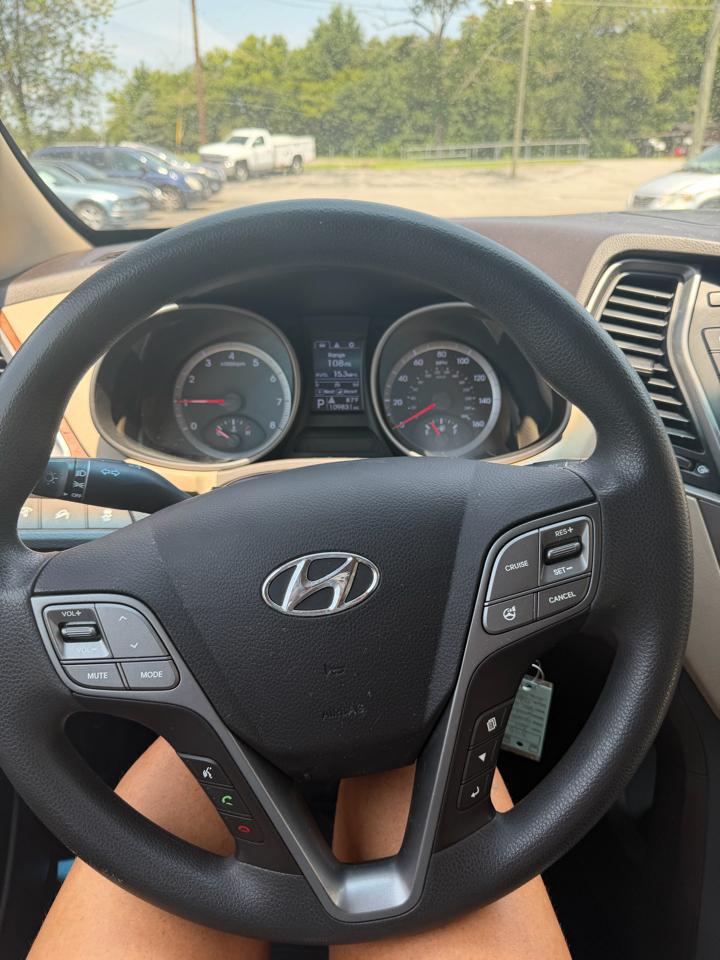 Hyundai Santa Fe FWD 4dr Sport 2013
