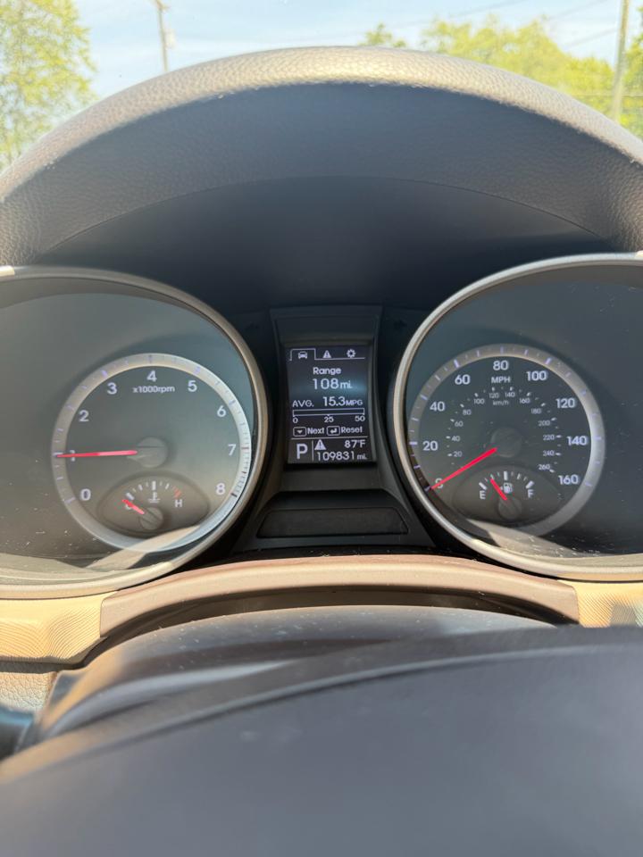 Hyundai Santa Fe FWD 4dr Sport 2013