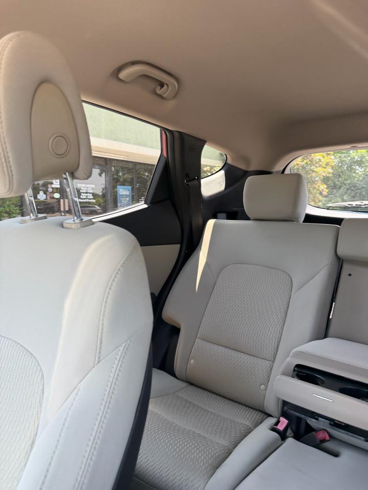 Hyundai Santa Fe FWD 4dr Sport 2013