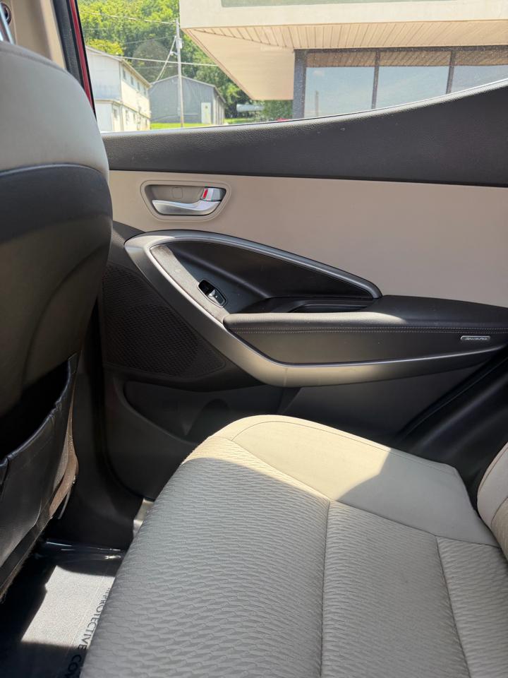 Hyundai Santa Fe FWD 4dr Sport 2013