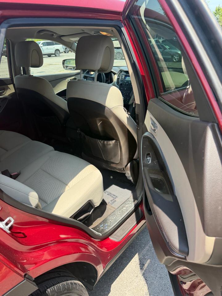 Hyundai Santa Fe FWD 4dr Sport 2013