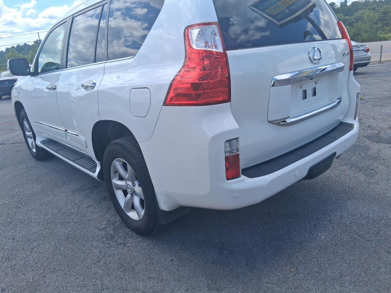 Lexus GX 460 4WD 4dr 2012