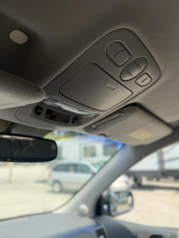 Kia Sedona 4dr Auto LX 2006