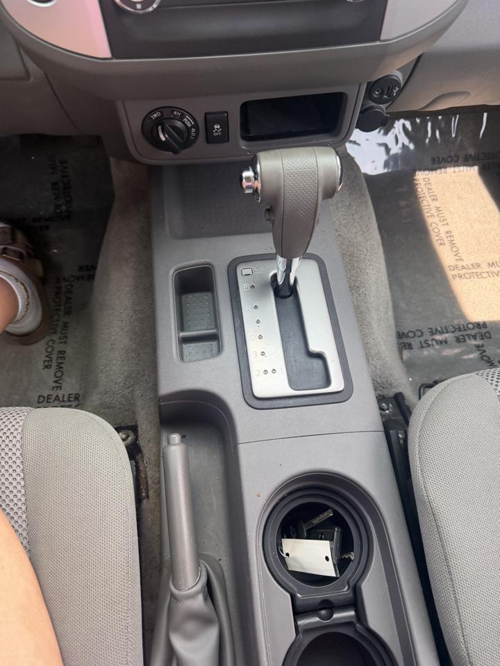Nissan Frontier Crew Cab 4x4 SV V6 Auto 2018