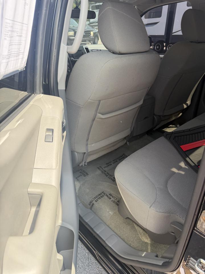 Nissan Frontier Crew Cab 4x4 SV V6 Auto 2018