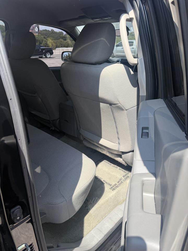 Nissan Frontier Crew Cab 4x4 SV V6 Auto 2018