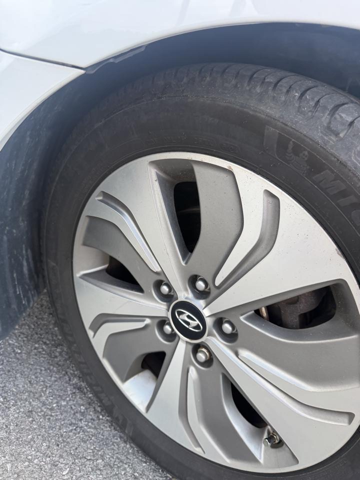 Hyundai Sonata Hybrid 4dr Sdn Limited 2015