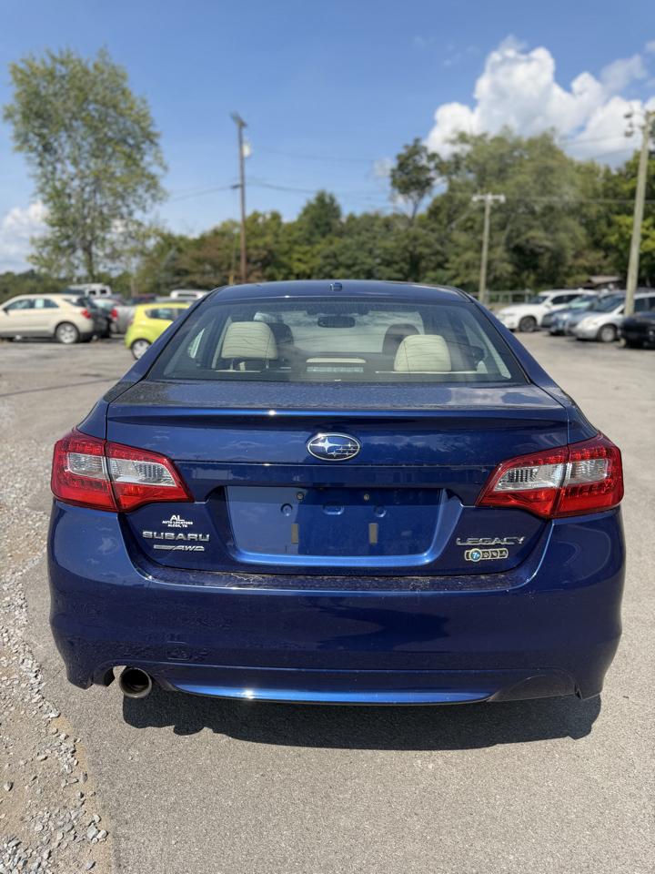 Subaru Legacy 4dr Sdn 2.5i Limited 2015