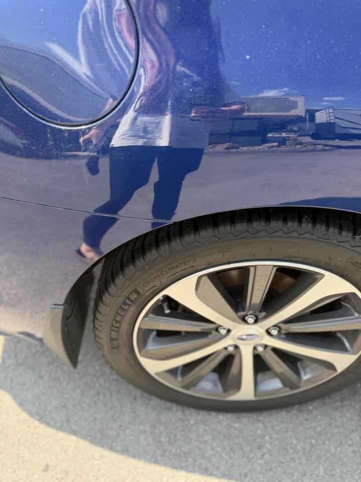 Subaru Legacy 4dr Sdn 2.5i Limited 2015