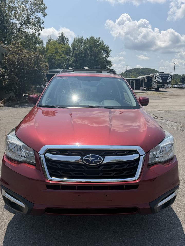 Subaru Forester 2.5i Limited CVT 2017
