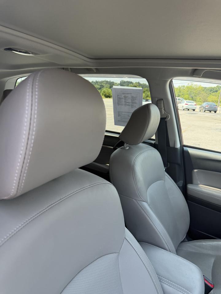Subaru Forester 2.5i Limited CVT 2017