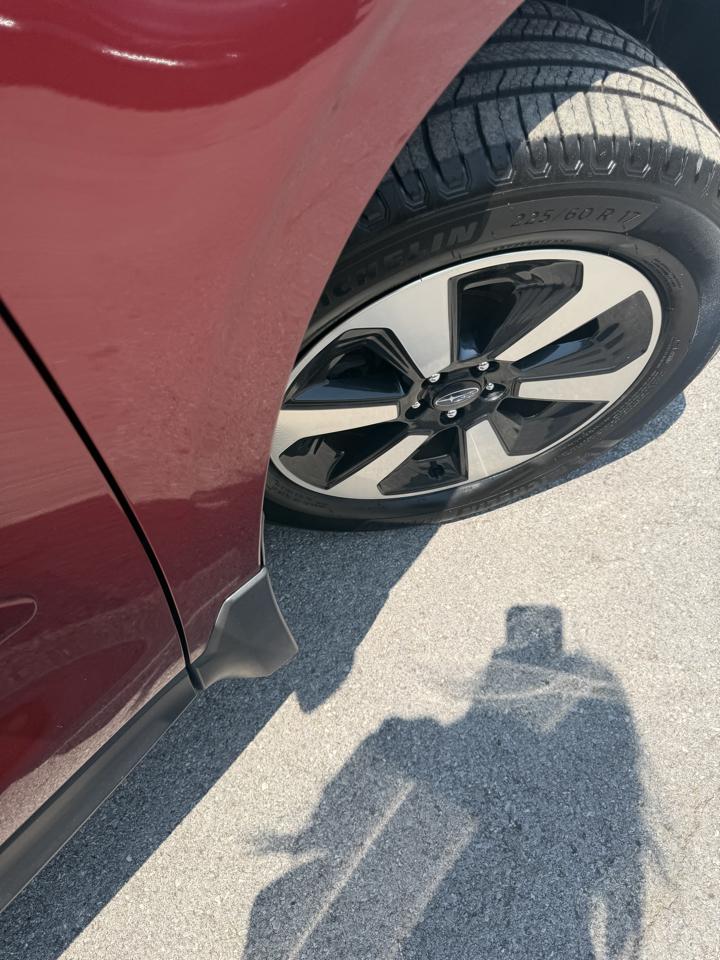 Subaru Forester 2.5i Limited CVT 2017