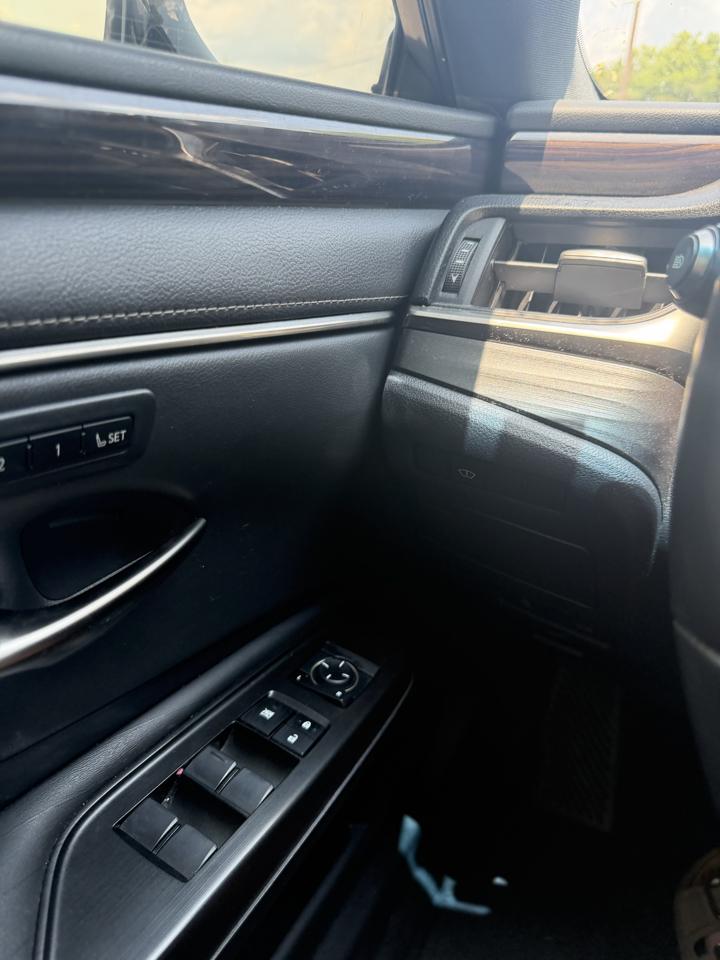 Lexus ES ES 350 FWD 2019