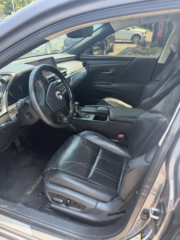 Lexus ES ES 350 FWD 2019