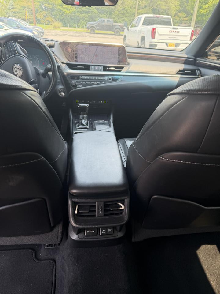 Lexus ES ES 350 FWD 2019