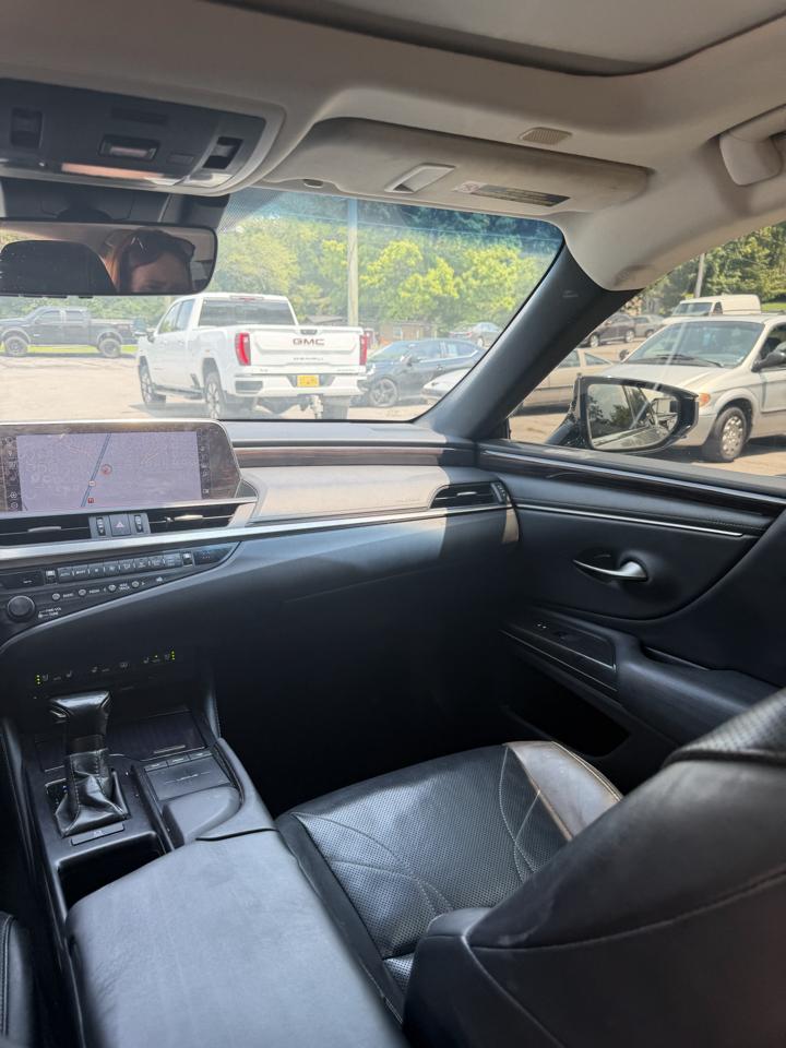 Lexus ES ES 350 FWD 2019