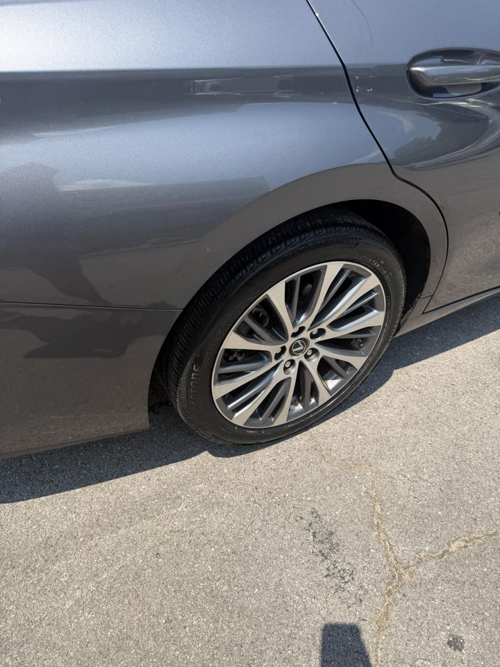 Lexus ES ES 350 FWD 2019