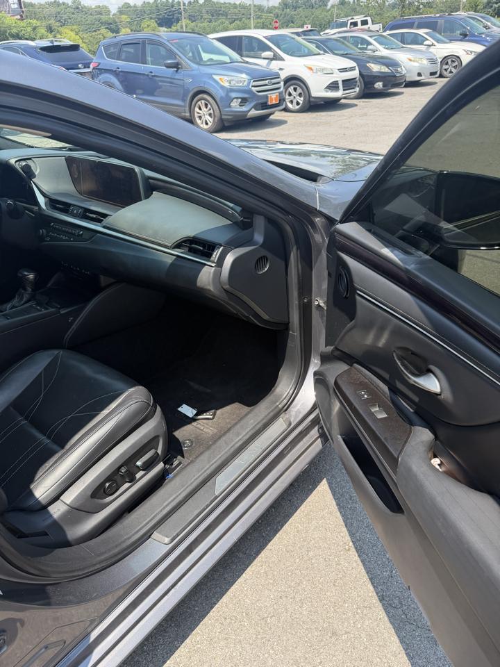 Lexus ES ES 350 FWD 2019