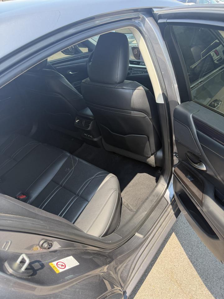 Lexus ES ES 350 FWD 2019