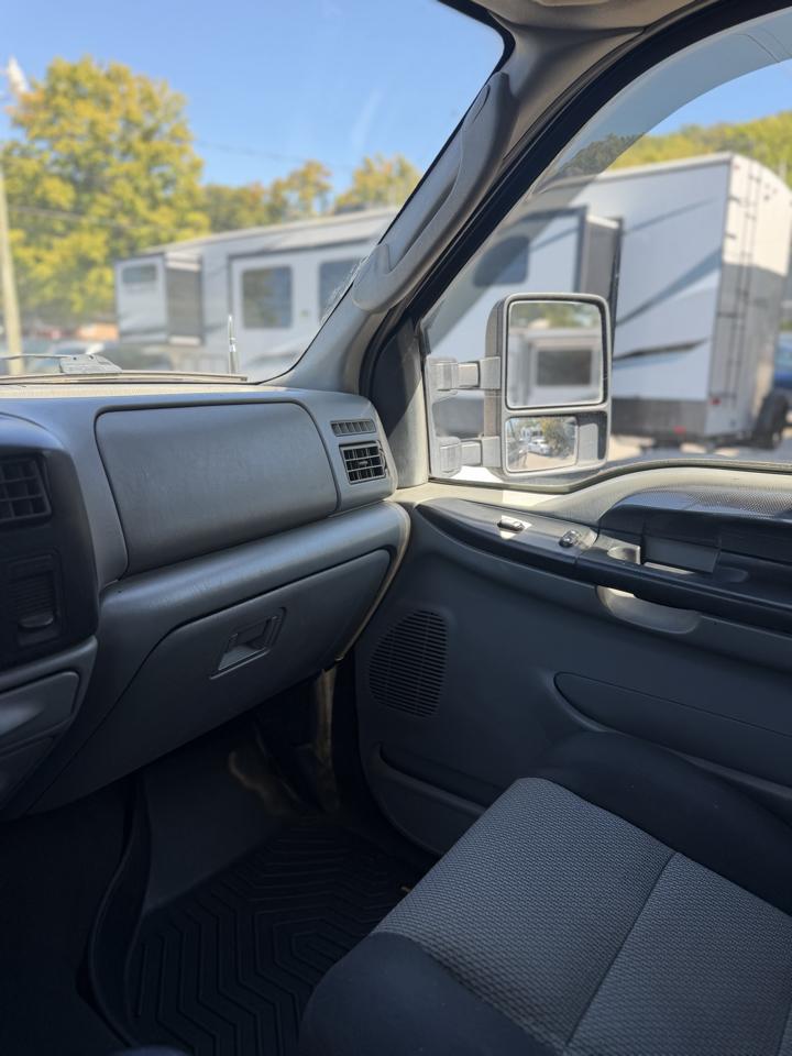 Ford Super Duty F-250 Supercab 142" Harley-Davidson 4WD 2004