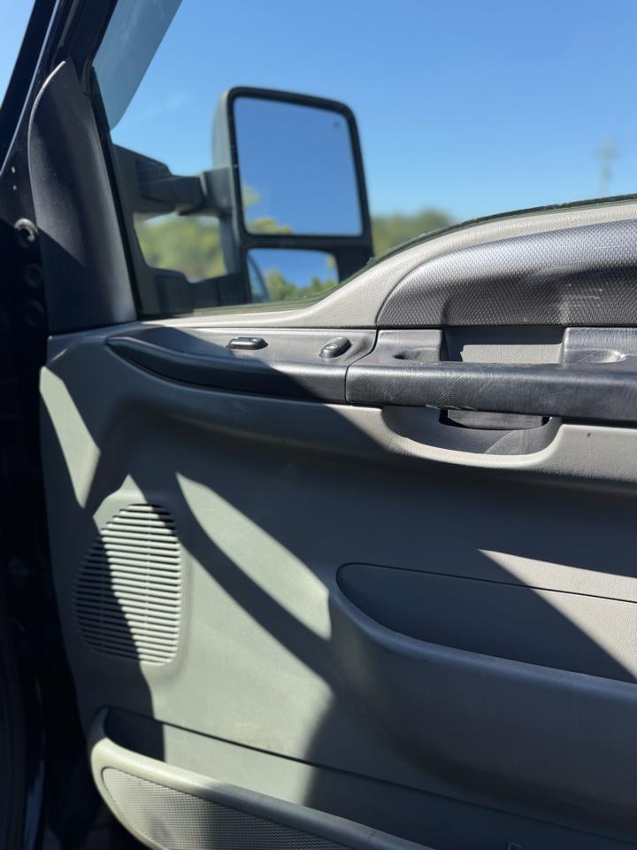 Ford Super Duty F-250 Supercab 142" Harley-Davidson 4WD 2004