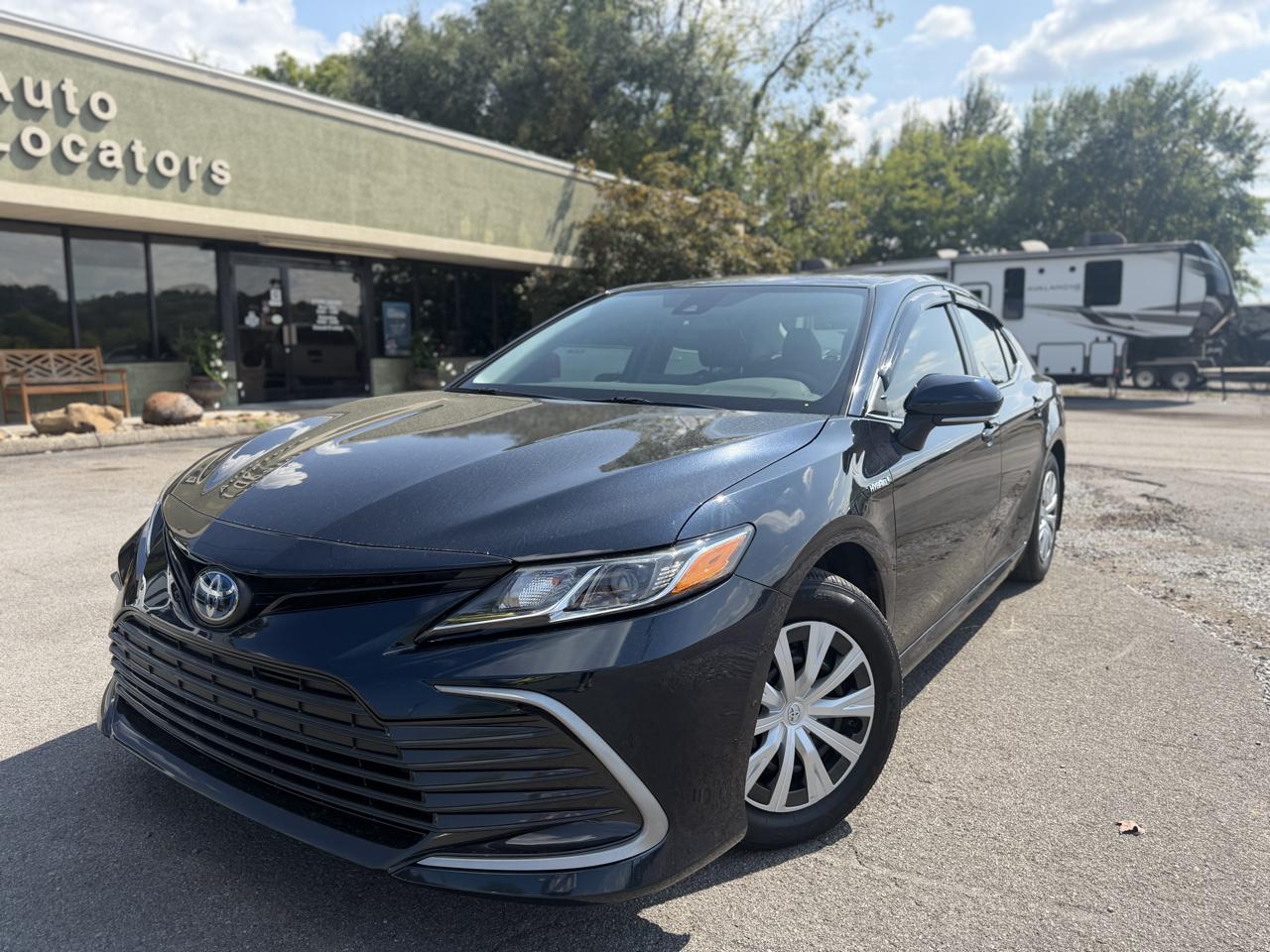 2021 Toyota Camry Hybrid LE CVT (Natl)