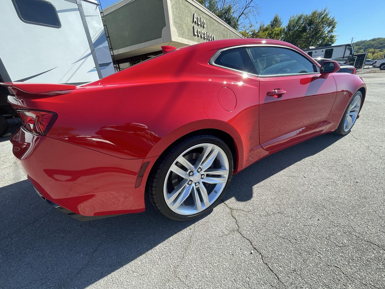 Chevrolet Camaro 2dr Cpe 2SS 2016