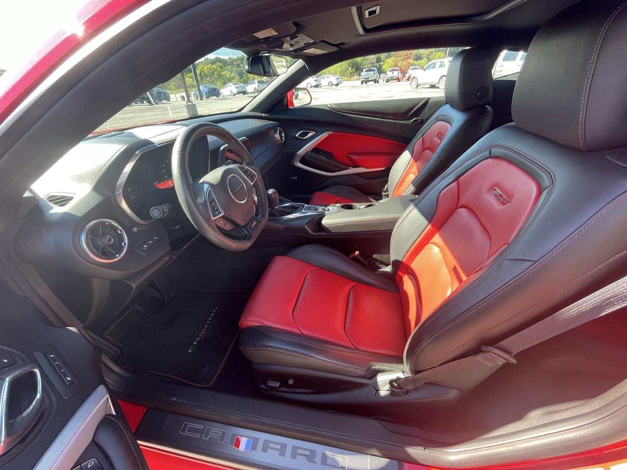 Chevrolet Camaro 2dr Cpe 2SS 2016