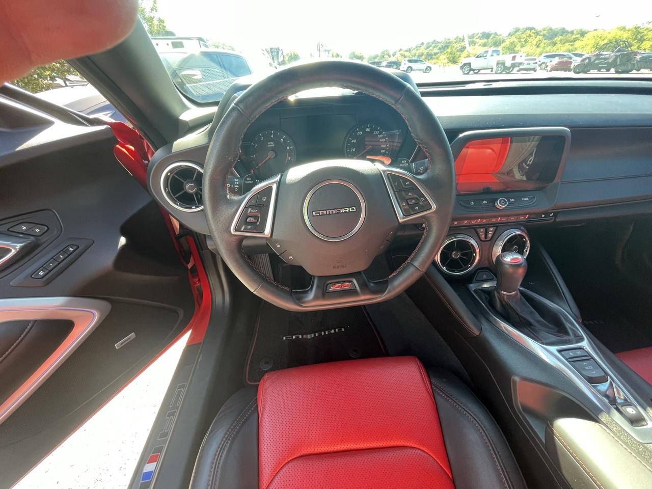 Chevrolet Camaro 2dr Cpe 2SS 2016