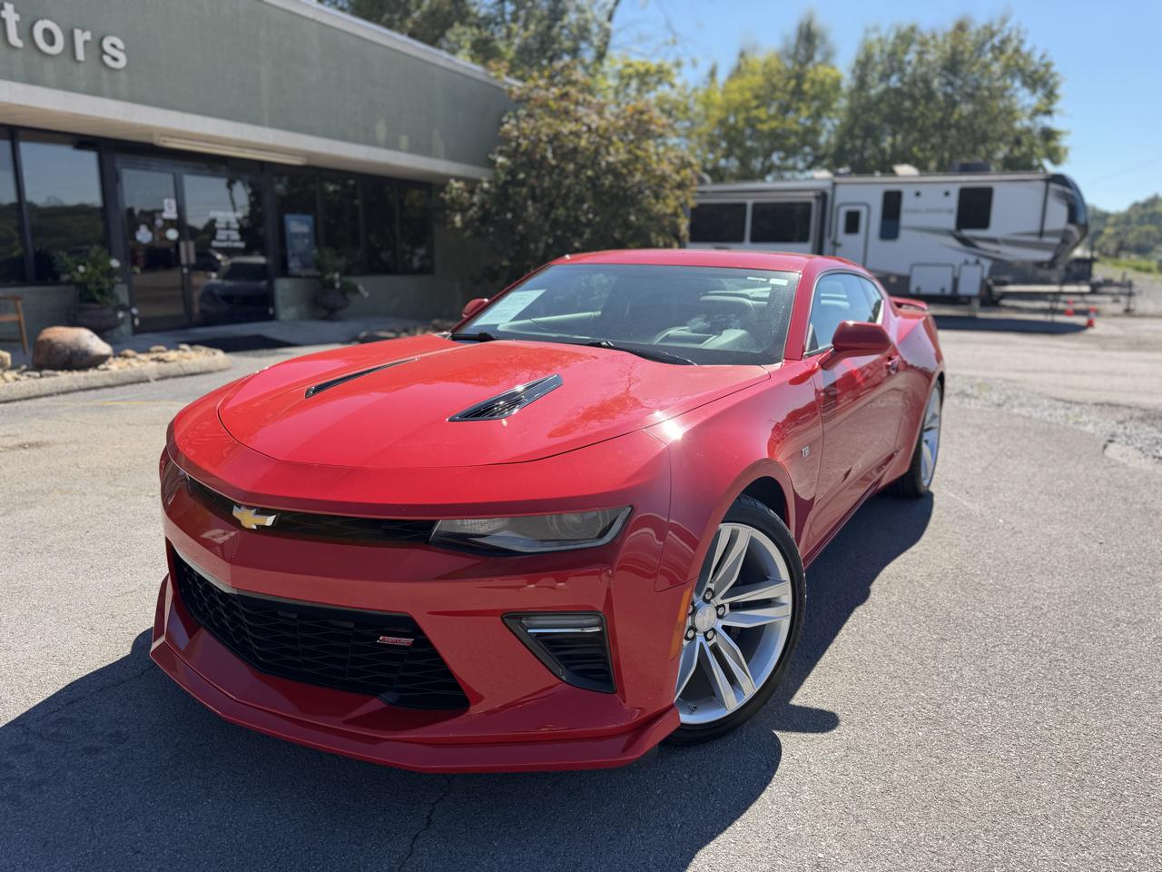 2016 Chevrolet Camaro 2dr Cpe 2SS