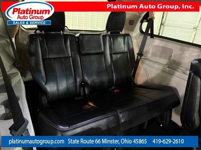 Chrysler Town & Country  2013