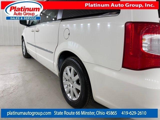 Chrysler Town & Country  2013