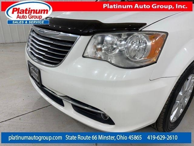 Chrysler Town & Country  2013
