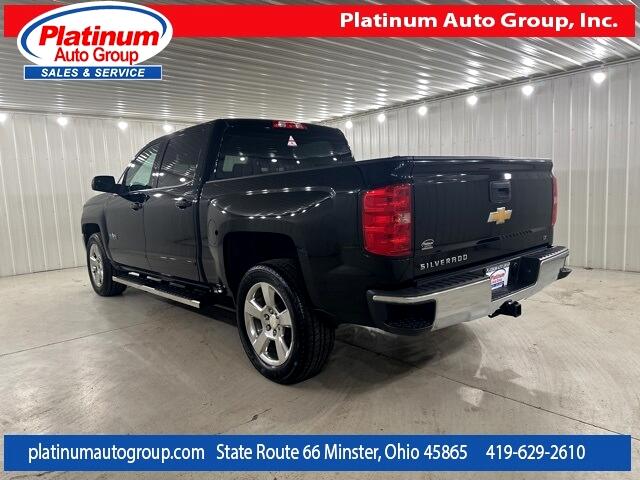 2017 Chevrolet Silverado 1500 LT photo 3