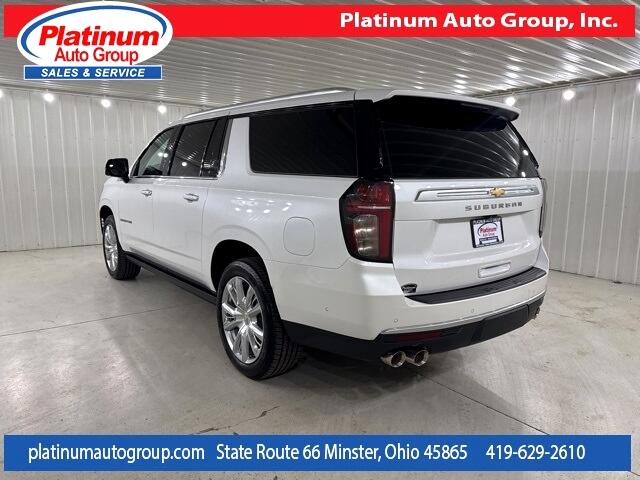 2024 Chevrolet Suburban High Country photo 3