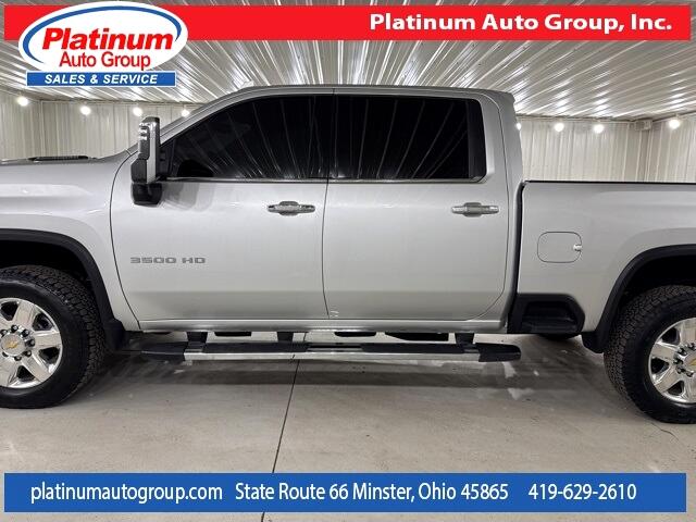 2023 Chevrolet Silverado 3500HD LTZ photo 2