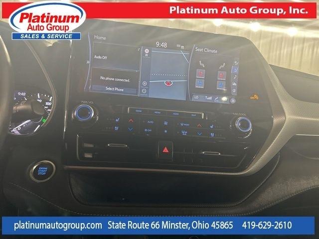 Toyota Highlander  2021