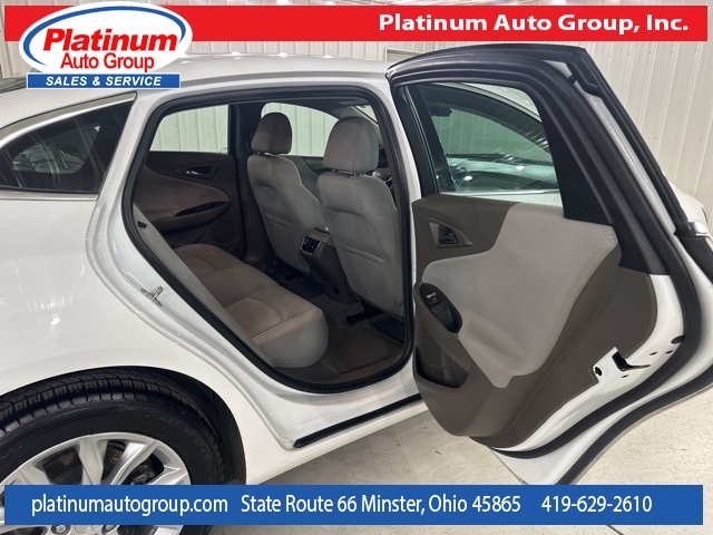 Chevrolet Malibu  2022 Chevrolet Malibu  2022