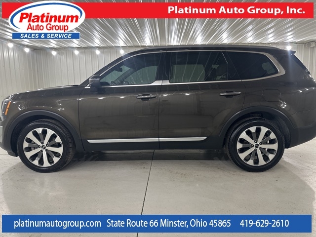 2021 Kia Telluride S photo 2