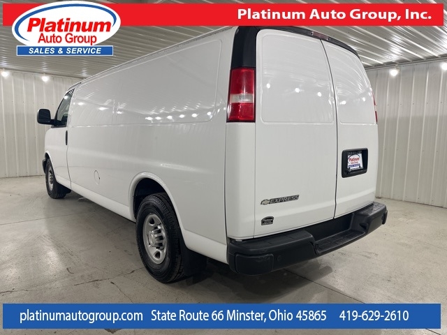 2018 Chevrolet Express Cargo Work Van photo 3