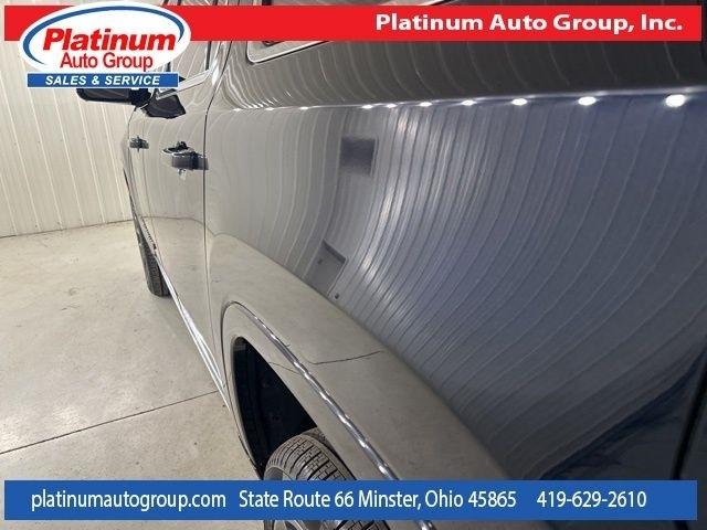 Jeep Grand Wagoneer L  2023