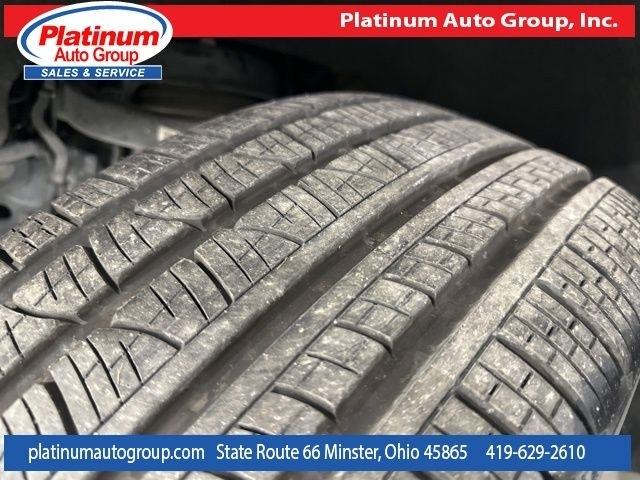 Jeep Grand Wagoneer L  2023