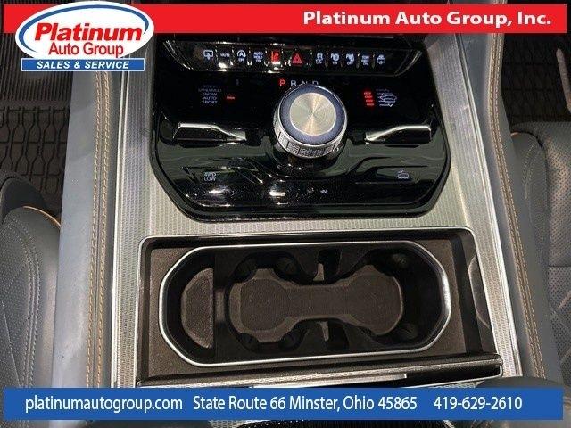 Jeep Grand Wagoneer L  2023