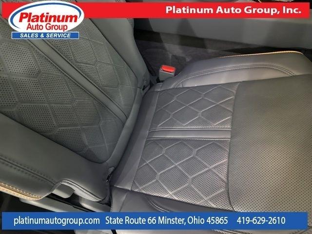 Jeep Grand Wagoneer L  2023